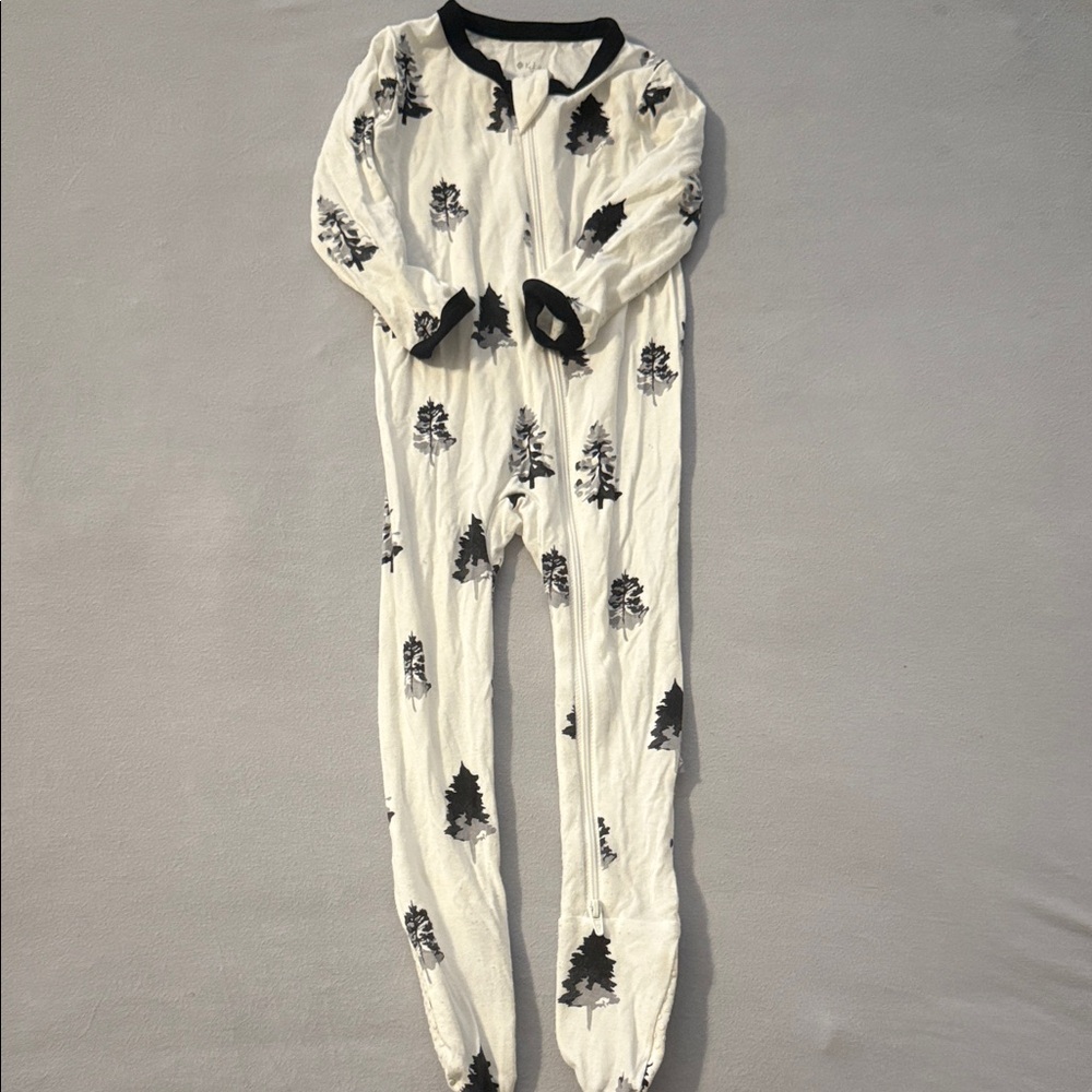 Kyte Baby Black and white Tree Print
